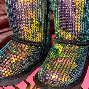 UGG Classic II Stellar Sequin "Black/Multi" Toddler Girls' Boot